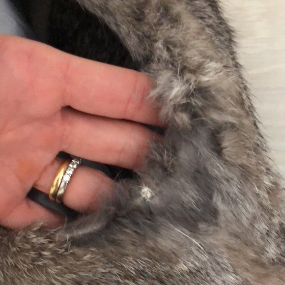 Indress Rabbit fur vest with pockets and tie - Picture 8 of 11